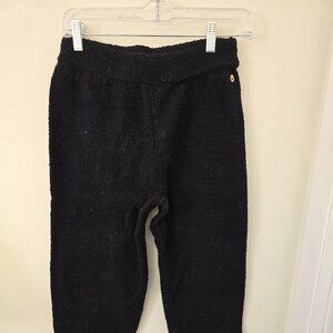 buff bunny loop yarn joggers in black